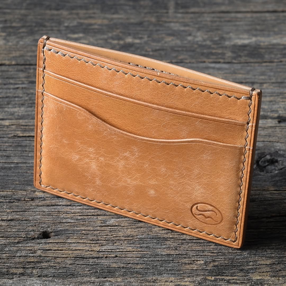 Machine made card holder - Image 2