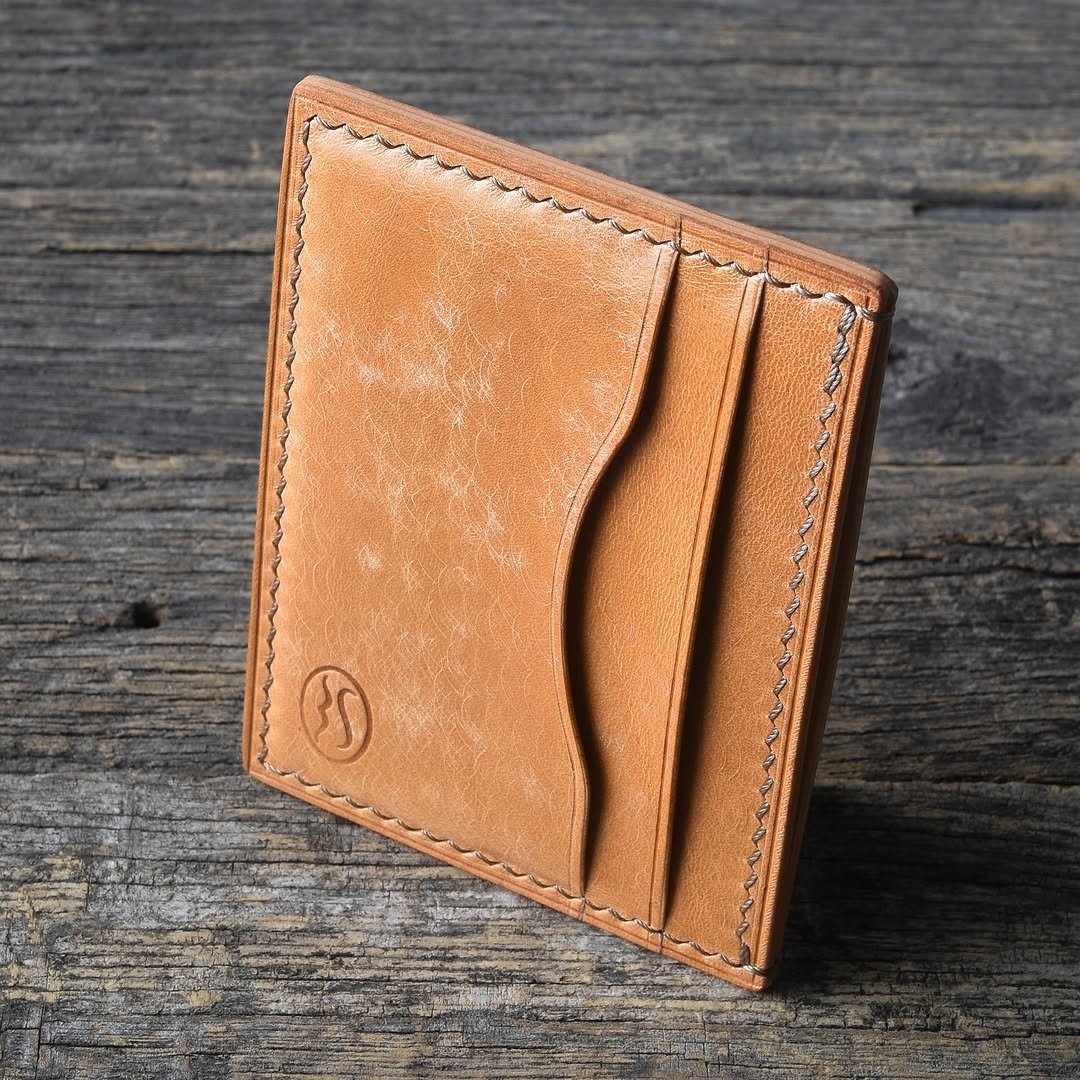 Machine made card holder - Image 4